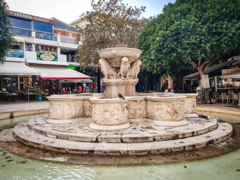 Heraklion Old Port Apartments Экстерьер фото